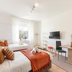 Lejlighed Krelax Urban Gold - 4 Bedrooms - Balcony - Large Parking Space - Smart Tvs - Location - Up To 8 Guests Pforzheim