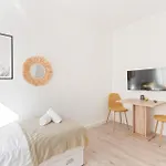 Krelax Urban Gold - 4 Bedrooms - Balcony - Large Parking Space - Smart Tvs - Location - Up To 8 Guests * Pforzheim