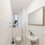 Krelax Urban Gold - 4 Bedrooms - Balcony - Large Parking Space - Smart Tvs - Location - Up To 8 Guests Lejlighed *