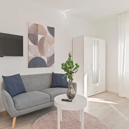 Διαμέρισμα Krelax Urban Gold - 4 Bedrooms - Balcony - Large Parking Space - Smart Tvs - Location - Up To 8 Guests