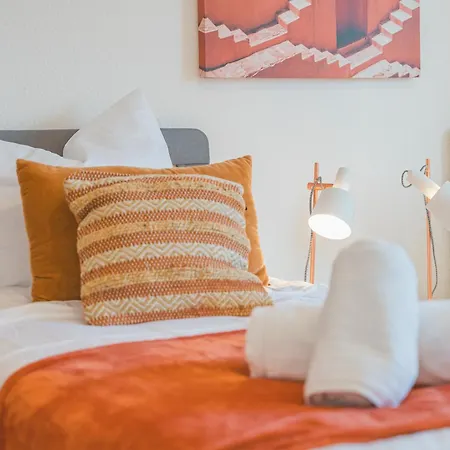 Krelax Urban Gold - 4 Bedrooms - Balcony - Large Parking Space - Smart Tvs - Location - Up To 8 Guests *