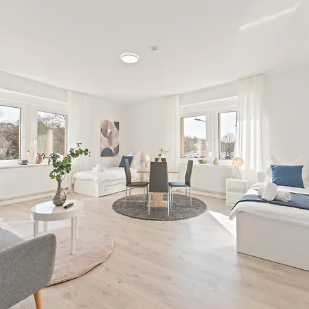 Lejlighed Krelax Urban Gold - 4 Bedrooms - Balcony - Large Parking Space - Smart Tvs - Location - Up To 8 Guests