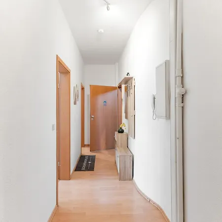 Krelax Urban Gold - 4 Bedrooms - Balcony - Large Parking Space - Smart Tvs - Location - Up To 8 Guests * Πφορτζχάιμ
