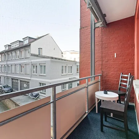 Krelax Urban Gold - 4 Bedrooms - Balcony - Large Parking Space - Smart Tvs - Location - Up To 8 Guests Διαμέρισμα