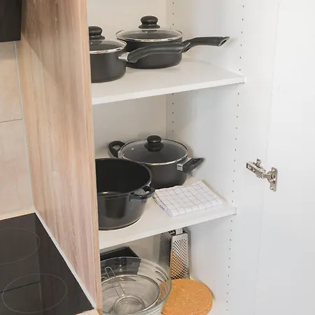 Krelax Urban Gold - 4 Bedrooms - Balcony - Large Parking Space - Smart Tvs - Location - Up To 8 Guests Διαμέρισμα *