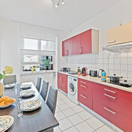 Krelax Urban Gold - 4 Bedrooms - Balcony - Large Parking Space - Smart Tvs - Location - Up To 8 Guests Διαμέρισμα *