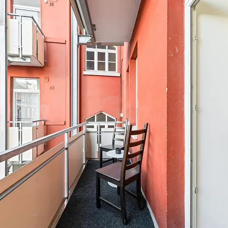 Krelax Urban Gold - 4 Bedrooms - Balcony - Large Parking Space - Smart Tvs - Location - Up To 8 Guests * Πφορτζχάιμ